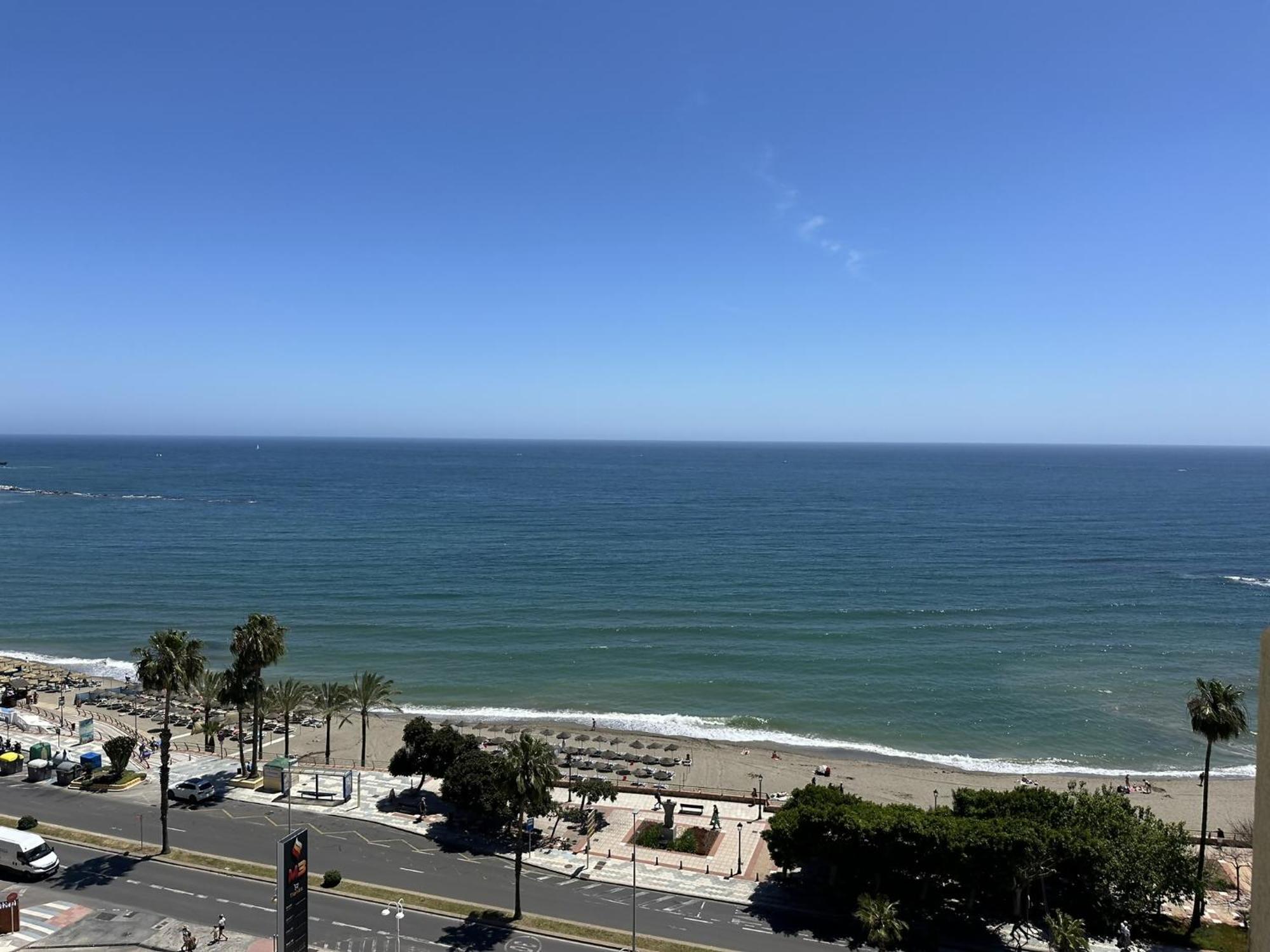 Frontal Al Mar Benalbeach Apartment *