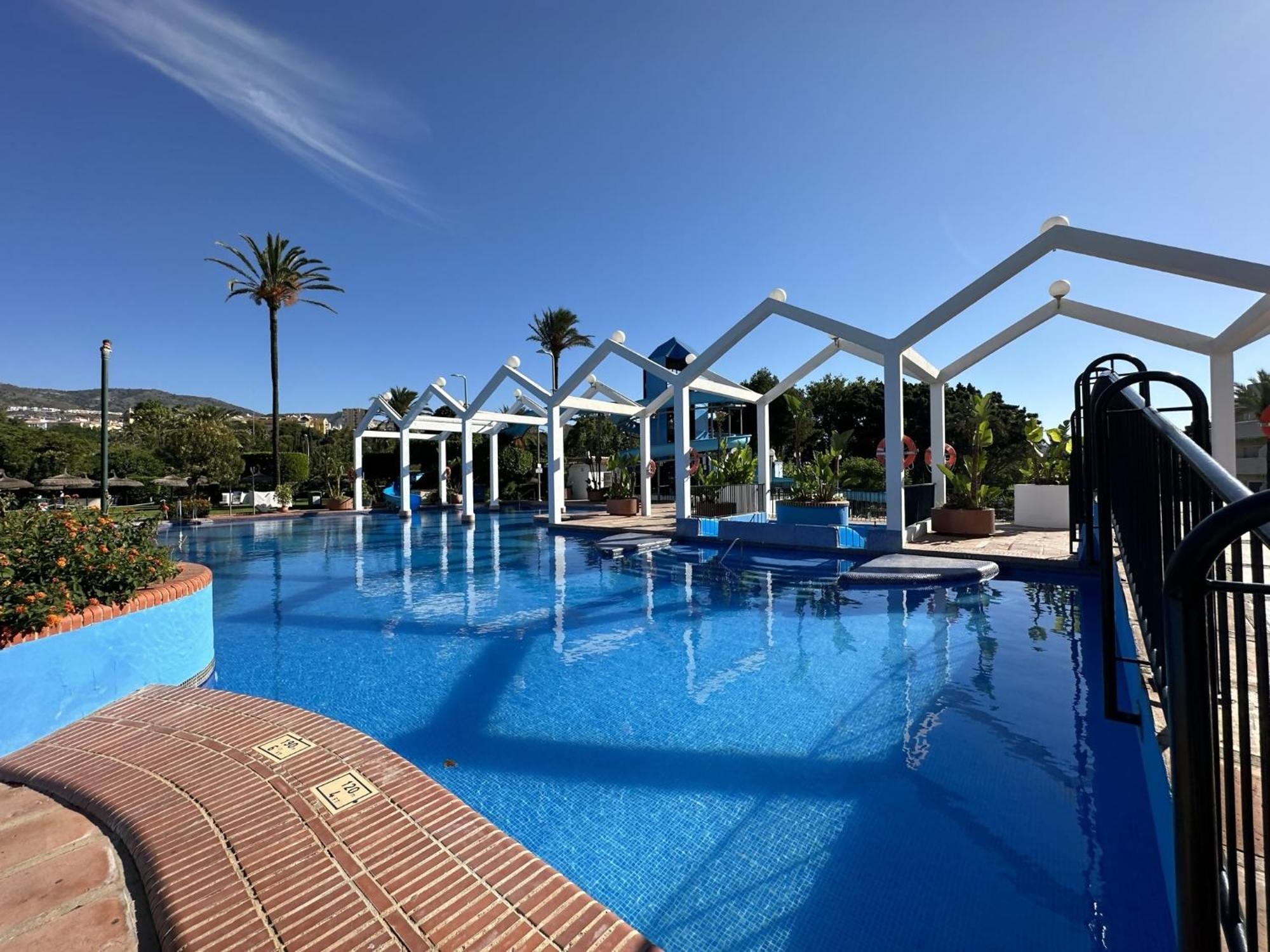 Apartment Frontal Al Mar Benalbeach